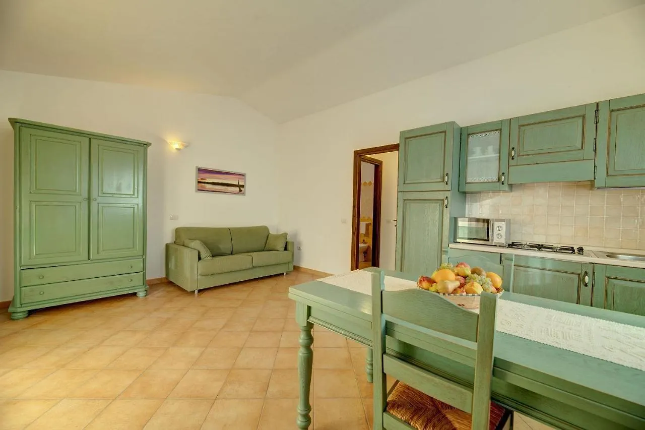 The Fantastic Residenza Badus Studio Sleeps 2 Num0829 バデージ イタリア