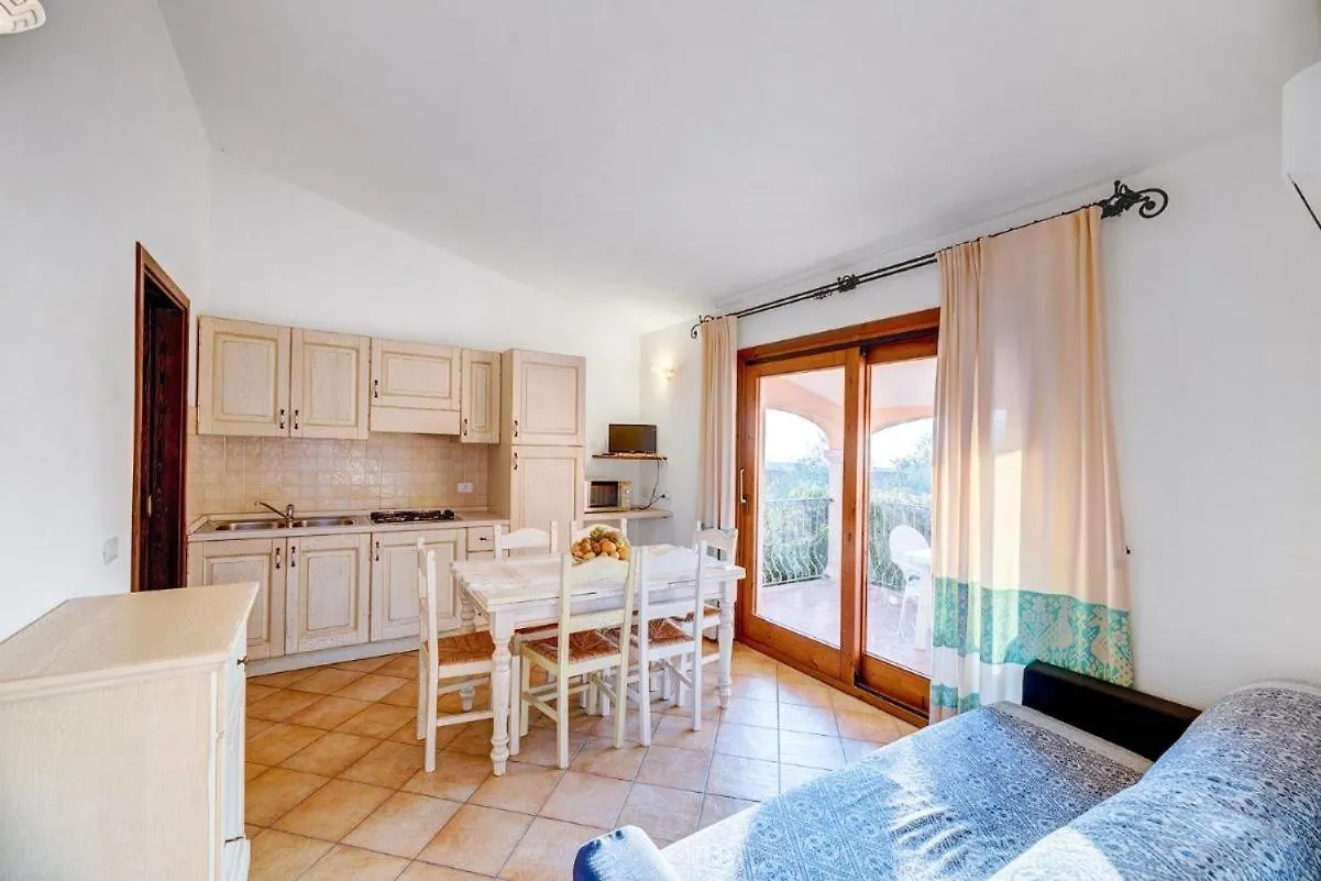 The Fantastic Residenza Badus Studio Sleeps 2 Num0829 バデージ イタリア